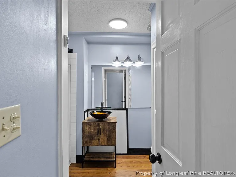 3450 Cornell Dr — Photo 24