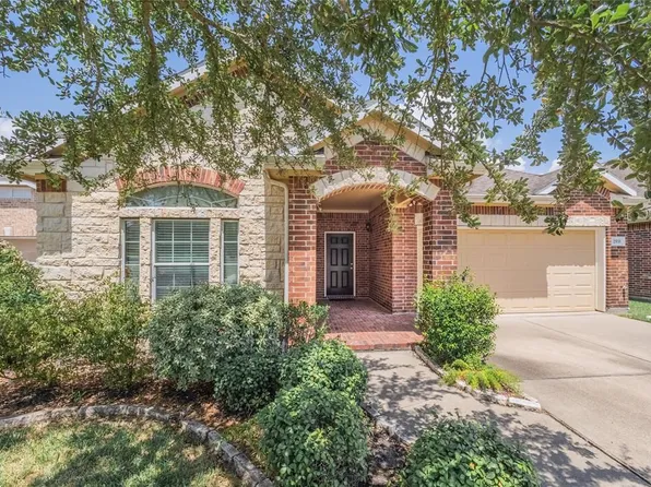 2533 Laughing Gull Cir, Seabrook, TX 77586