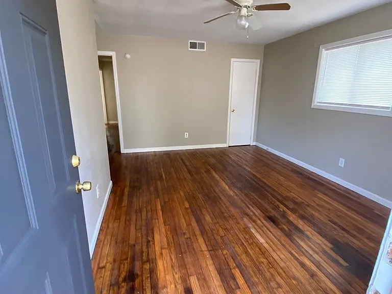 4822 Wellborn Dr — Photo 7