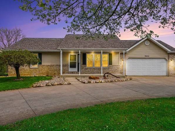 21025 Rivers Edge Dr, Goshen, IN 46528