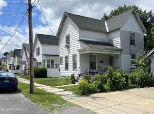 47 5th Ave, Gloversville, NY 12078