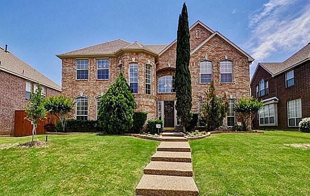 1st image of 3428 Burnet Dr