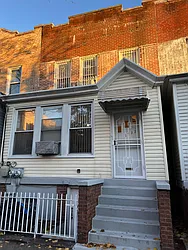 17-22 Stephen Street  image 1 of 3
