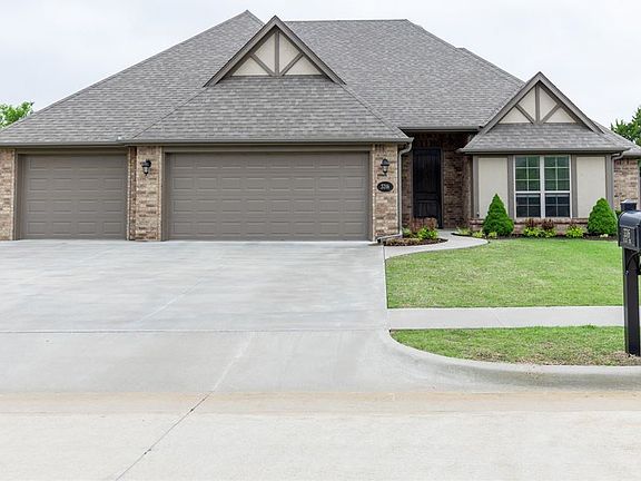 2nd image of 3316 S Black Oak Dr