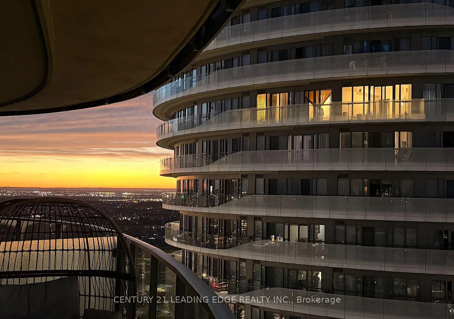 2 bed, $2,450 — Photo 3
