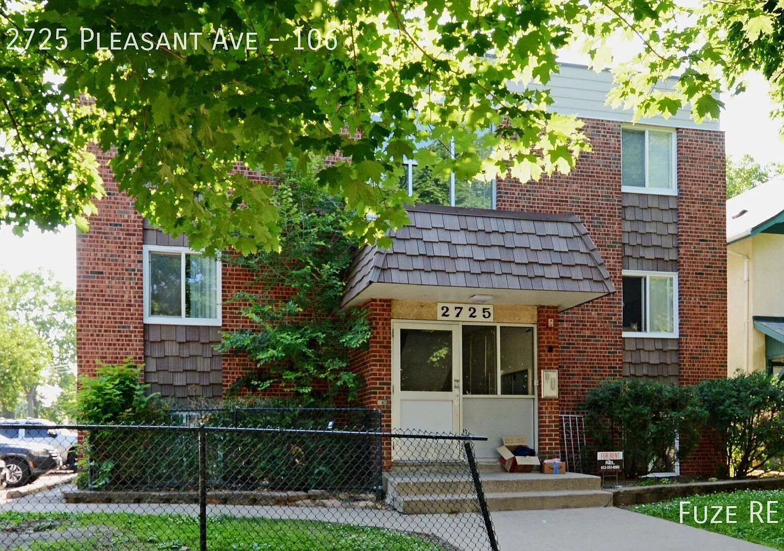 Studio Apartment in South Minneapolis - Available Now! — Photo 1