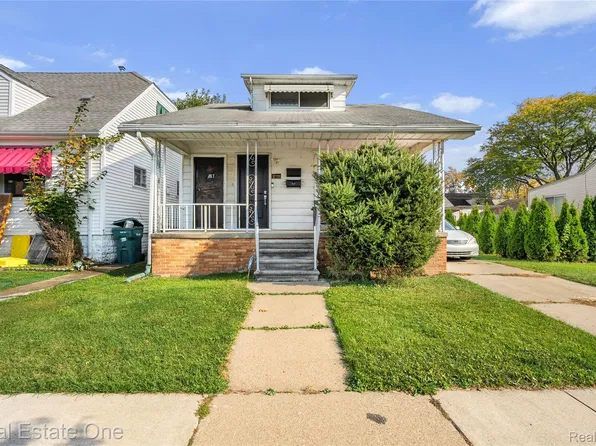 6128 Yinger Ave, Dearborn, MI 48126