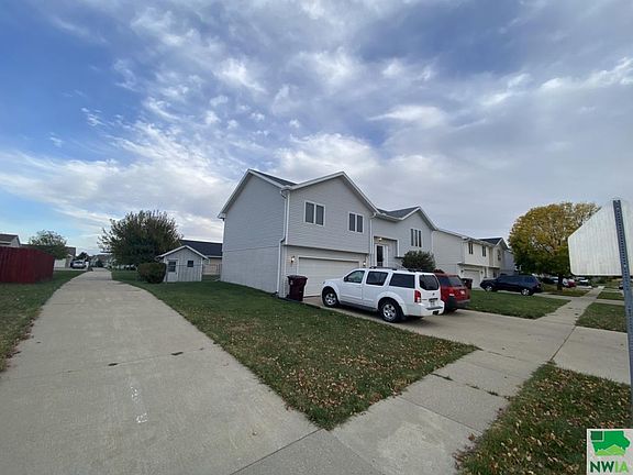 2nd image of 1508 Chokecherry Ln