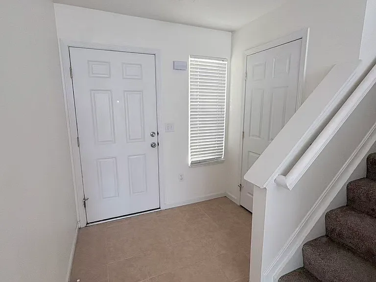 311 Heftner Cir — Photo 5