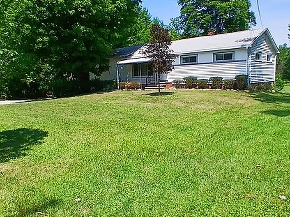18254 Boston Rd, Strongsville, OH 44136