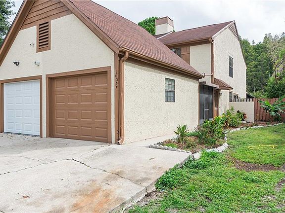2nd image of 16057 Dawnview Dr