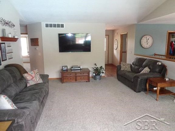 4th image of 11312 Amber Ct
