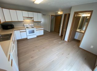 103 Crossing Dr, Normal, IL 61761