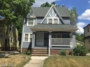 1033 Rushleigh Rd, Cleveland Heights, OH