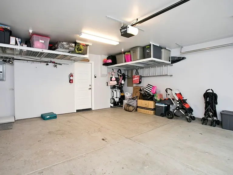 7873 Modern Oasis Dr — Photo 16