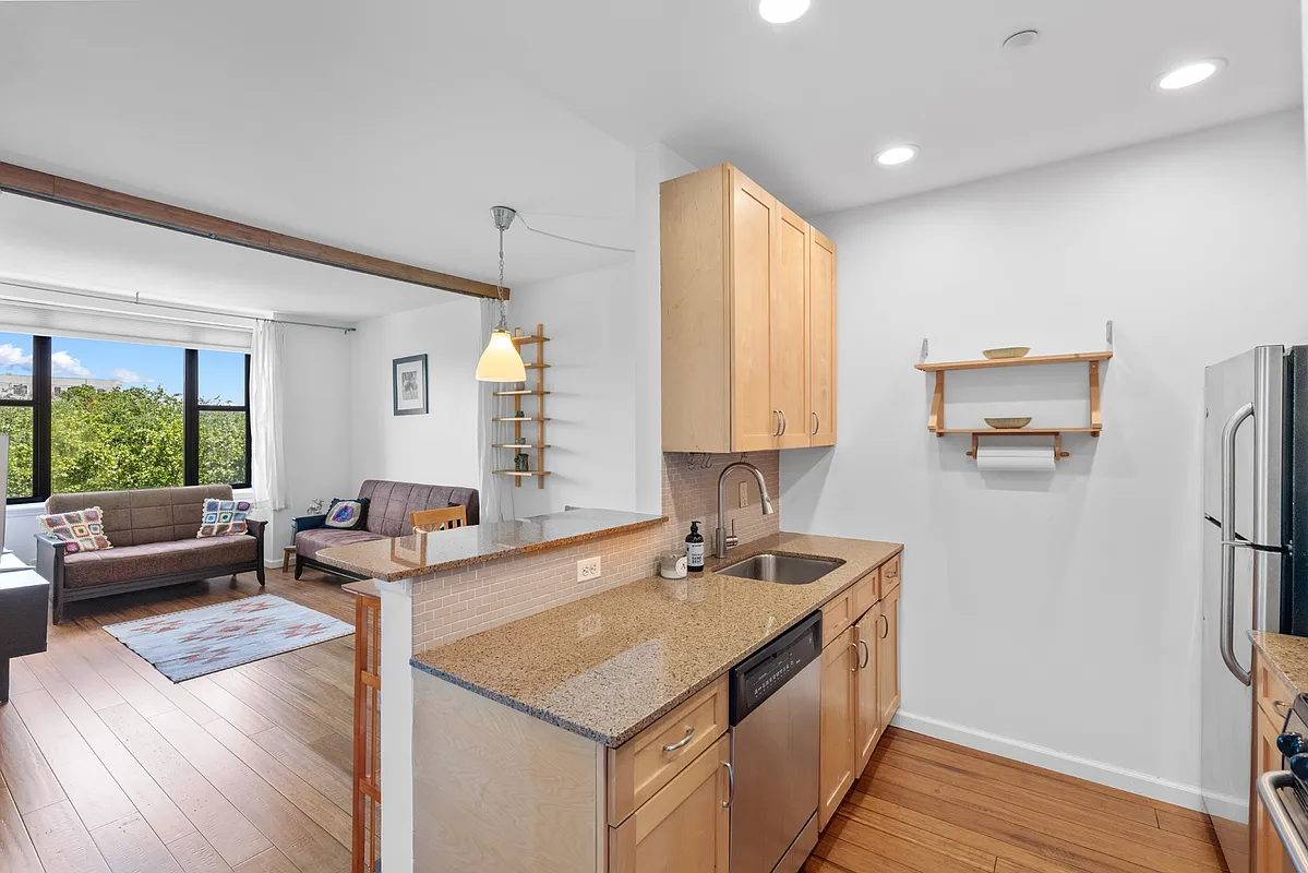 504 West 136th St Unit 6A  