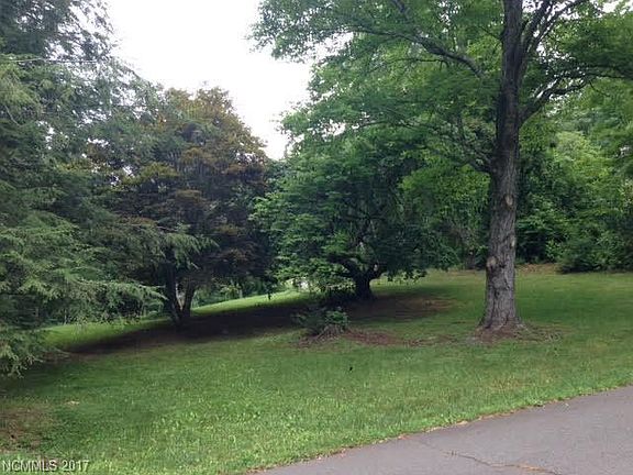 4th image of 8 Stone Crest Mountain Dr #8