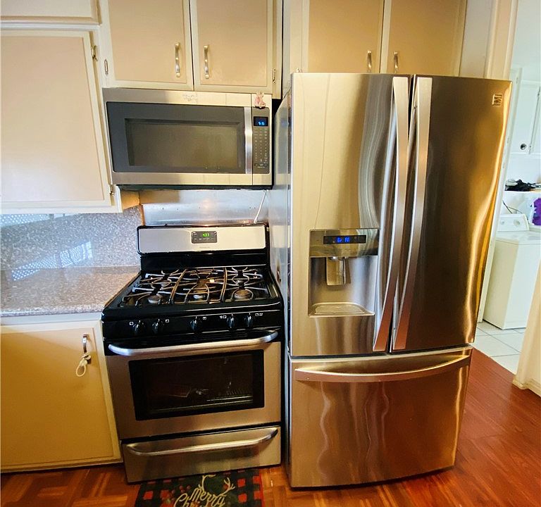 7101 Rosecrans Ave, Paramount, CA 90723 Zillow