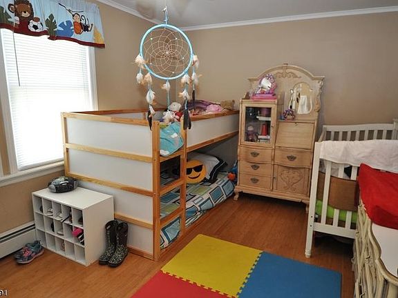 2nd image of 1617 Roosevelt Ave Floor 2