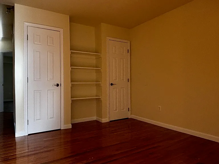 355 Channing Dr — Photo 11