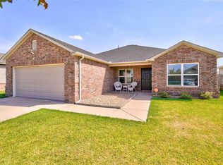 1857 Schooner Rd, El Reno, OK 73036