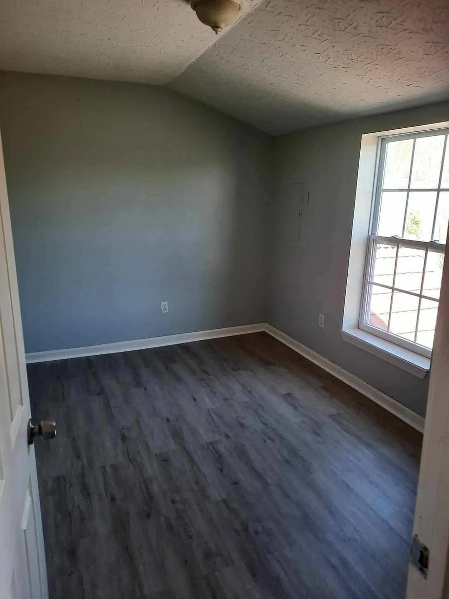 Building Photo - 505 E Brookelynn Ct #3