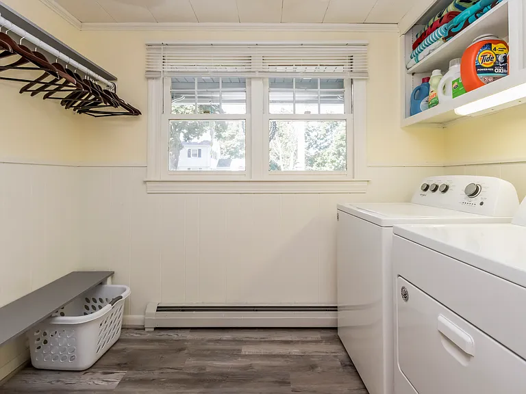 8 Roberts St — Photo 15