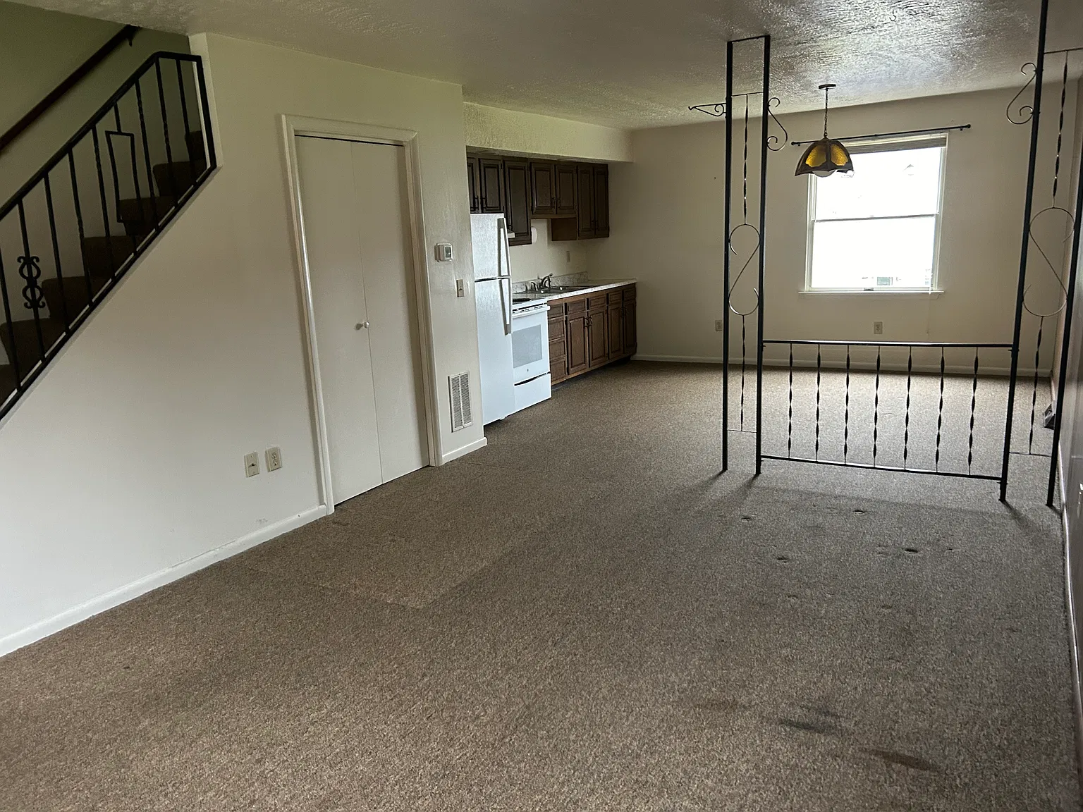 2 bed, 900 sqft, $825 — Photo 4