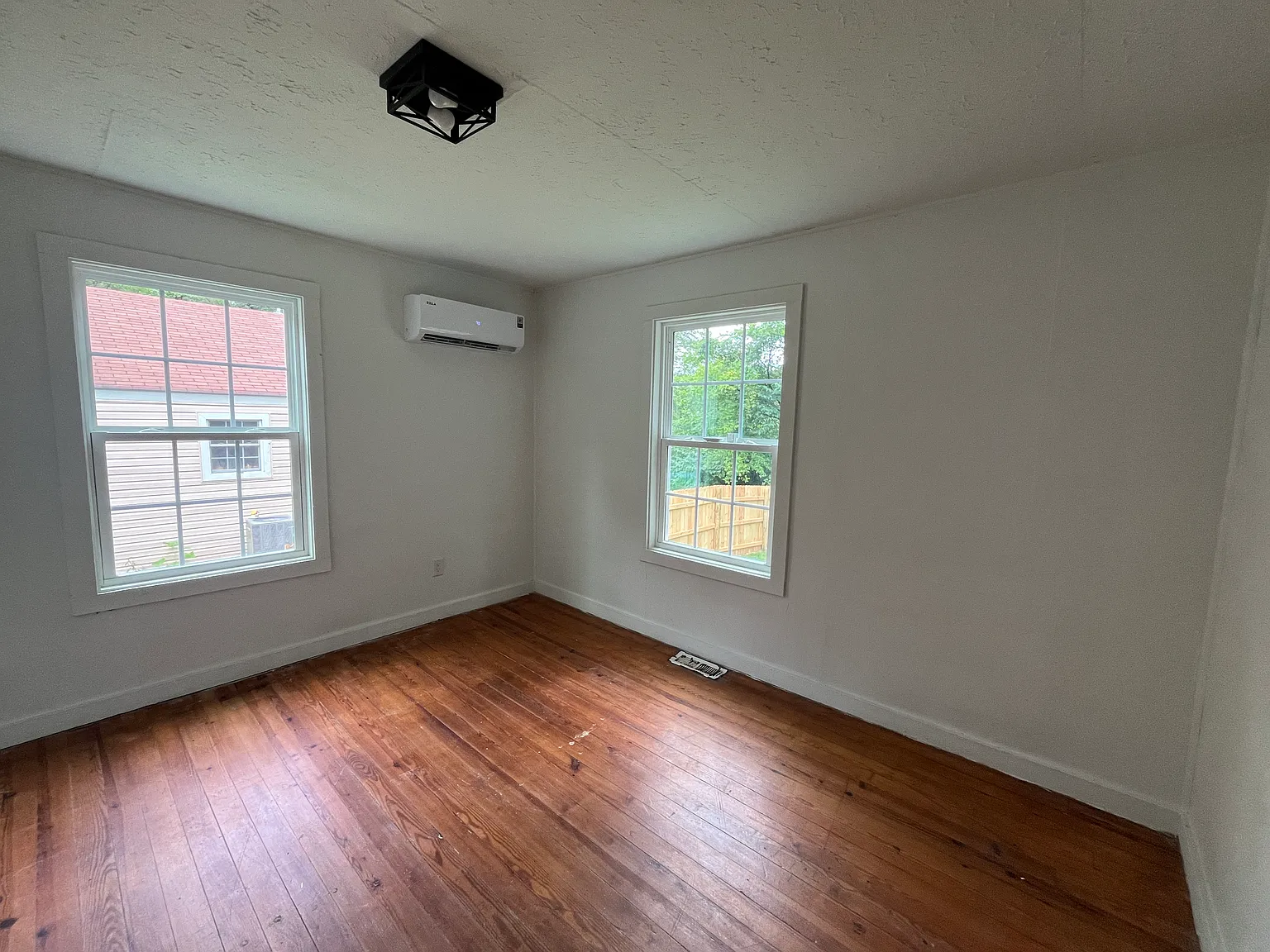 105 Ridge Street — Photo 4