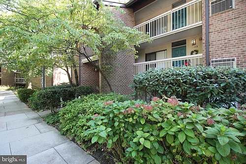 1570 Moorings Dr #22B Photo 1