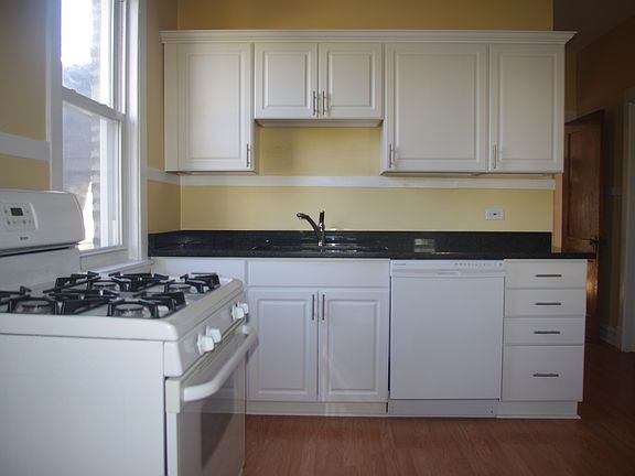 4th image of 4503 N Kildare Ave #2