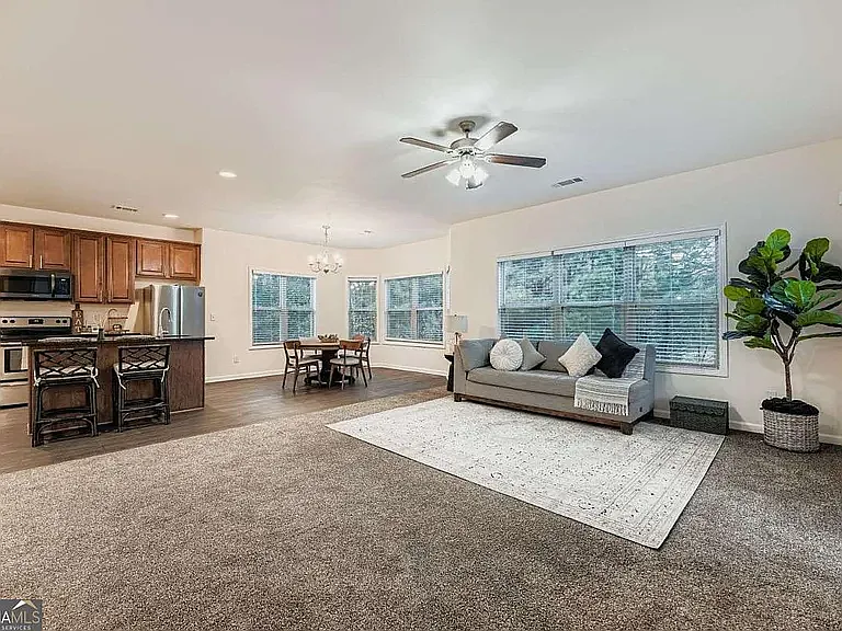 1240 Grayson Oaks Dr — Photo 8