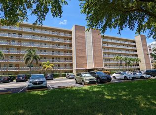 900 NE 12th Ave APT 305, Hallandale Beach, FL 33009