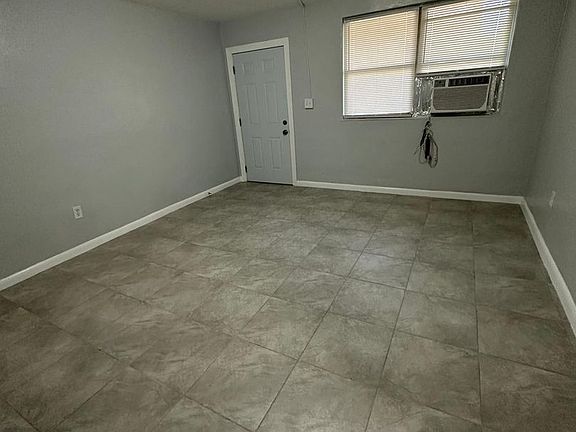 5th image of 1230 W 3rd St APT 1