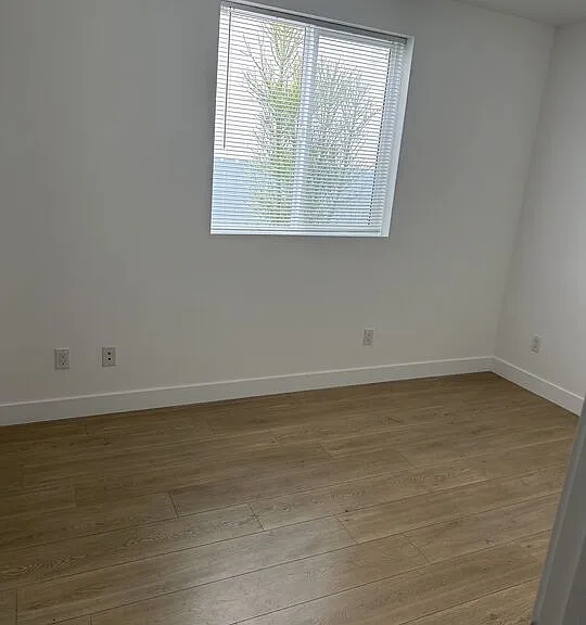 227 N Park View St #1/2 — Photo 10