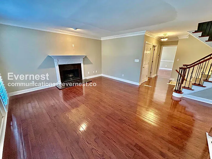 7500 Roswell Rd #52 — Photo 6