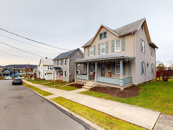 2nd image of 219 Beech St S