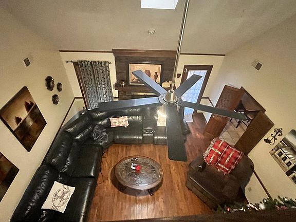 2nd image of 4244 Chesapeake Way
