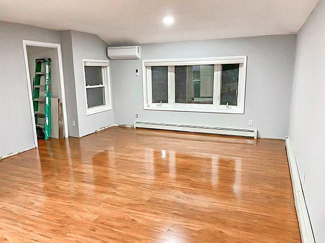 1st image of 23915 86th Ave Floor 2