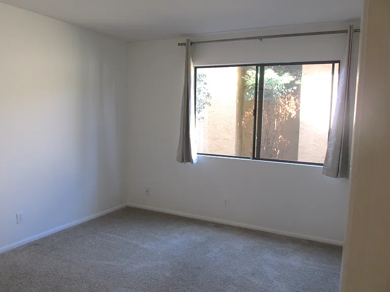 570 Peach St #26 — Photo 23