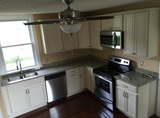 649 Main St #B, Somers, CT 06071