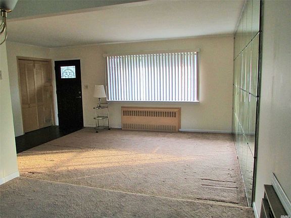 2nd image of 11 Evers St