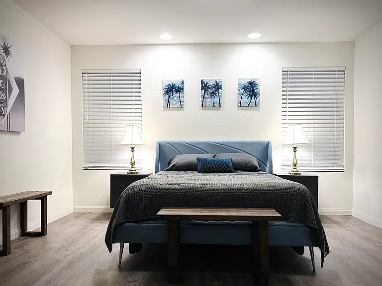14x14 master suite w/ nightstands leads to your master bath. Also has a partial view of the Las Vegas strip.