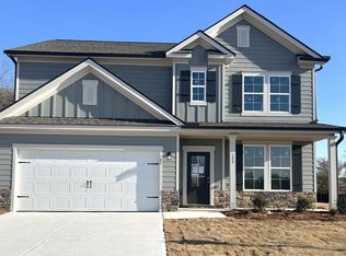 127 Annie Ln, Statham, GA 30666