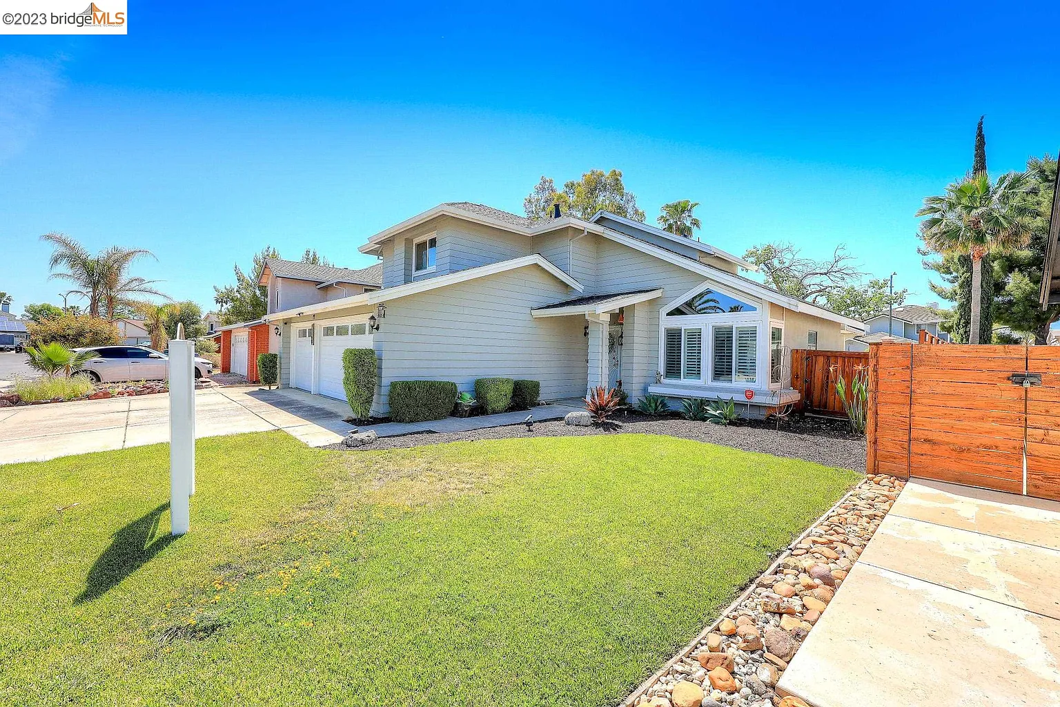 2260 Biscay Ct photo 1