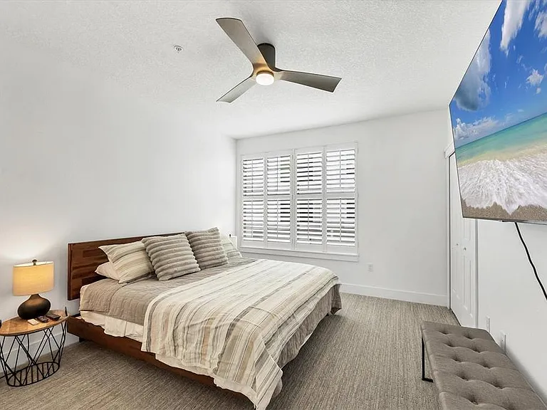 8234 Harborside Cir — Photo 18