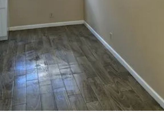 5th image of 3842 37th St APT A