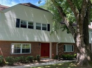 7118 Stonington Dr NE, Sandy Springs, GA 30328