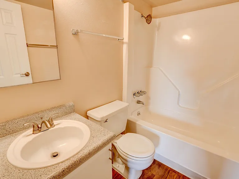 Summit View Village Apartments — Photo 22