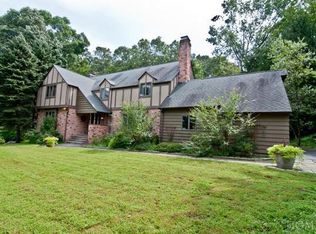 208 Greenwich Rd, Bedford, NY 10506